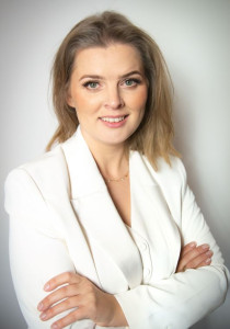 Ewa Pawęska-Frączek (Biuro)